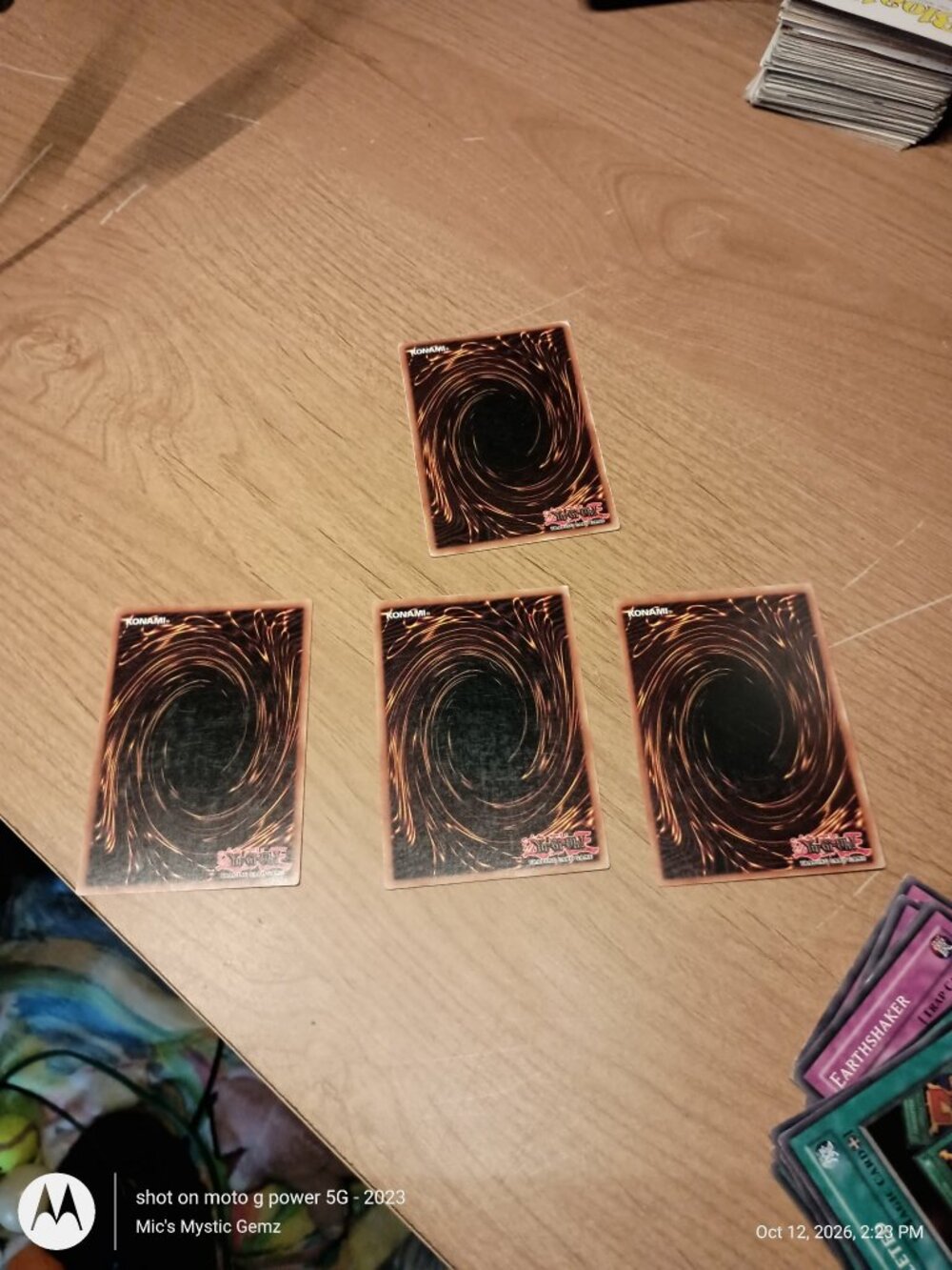Vintage Yu-Gi-Oh! Card Lot – 31 Cards, Early 2000s (Monsters, Spells, Traps)